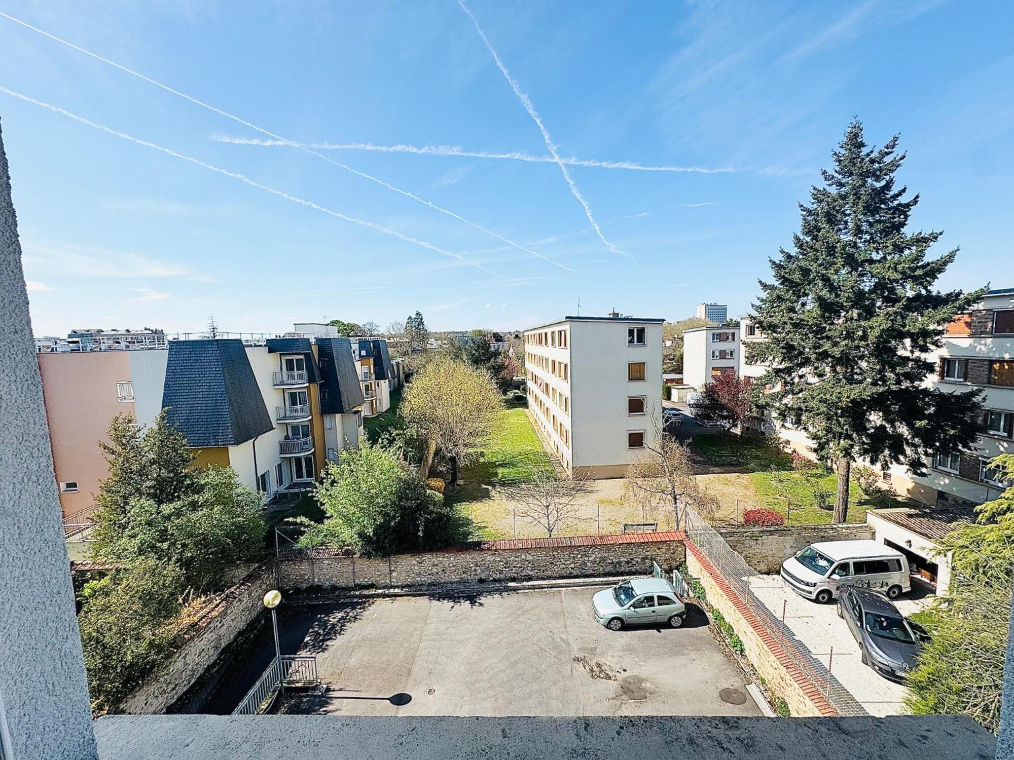 Studio A 300 Metres De La Gare Et 25 Minutes De Paris En Train مُلا المظهر الخارجي الصورة